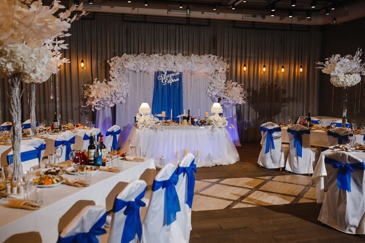 Банкетный зал — Ресторан Дрова