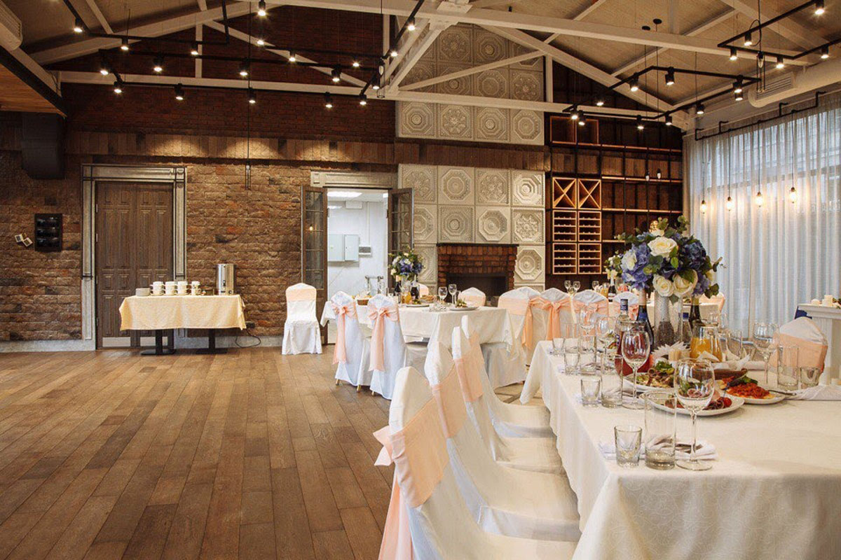 Банкетный зал — Ресторан Дрова