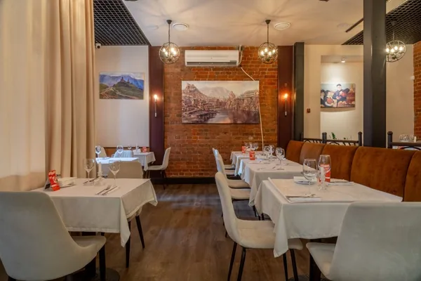 Большой зал — подробнее о зале