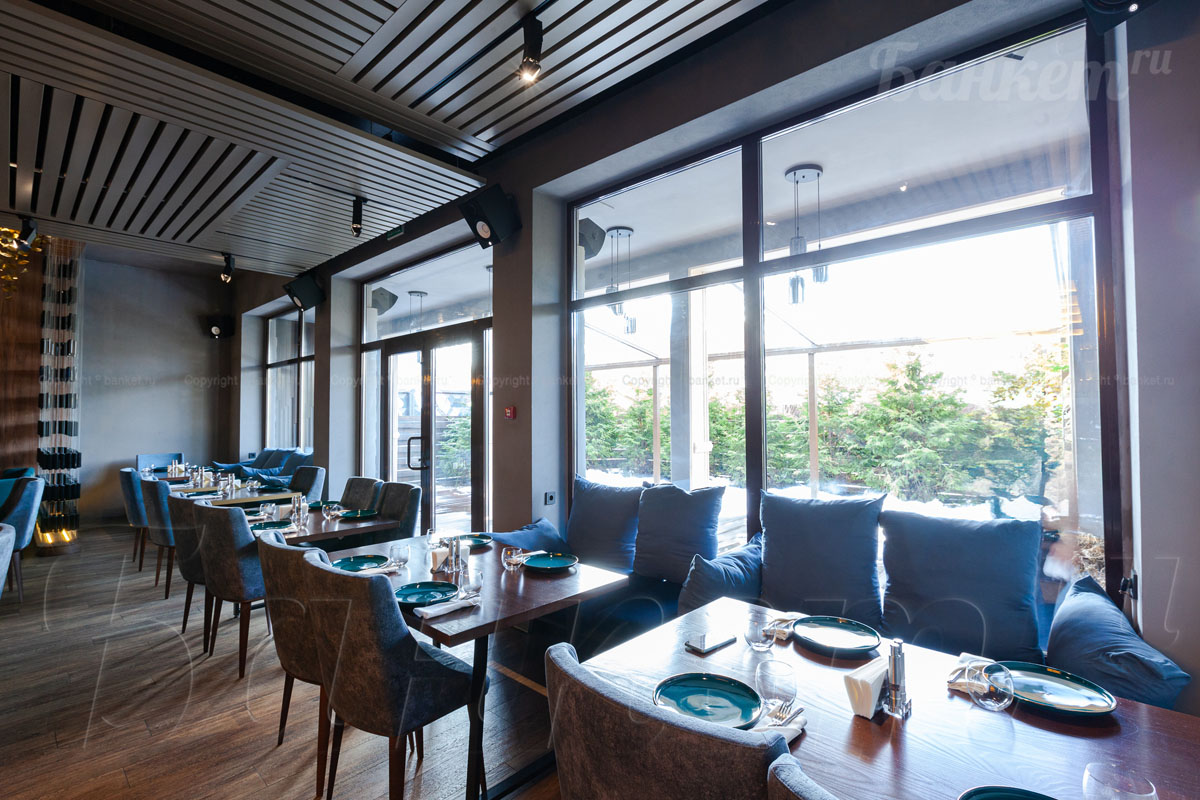 Лаунж зона (1-й этаж) — Ресторан Секрет