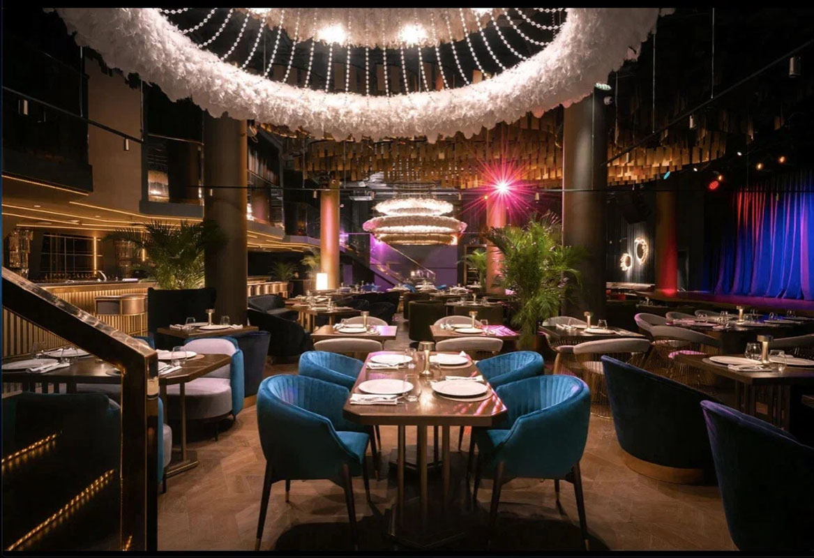 Основной зал Madison — Madison / Мэдисон