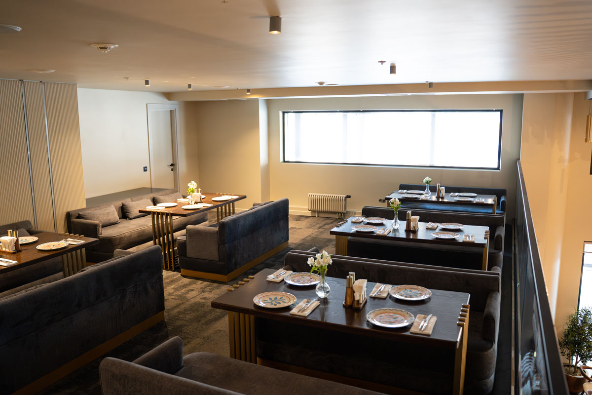 Зал-антресоль — Madison / Мэдисон