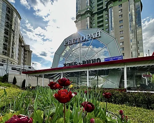 Хлеб и Вино на Вернадского, Основной зал — фото