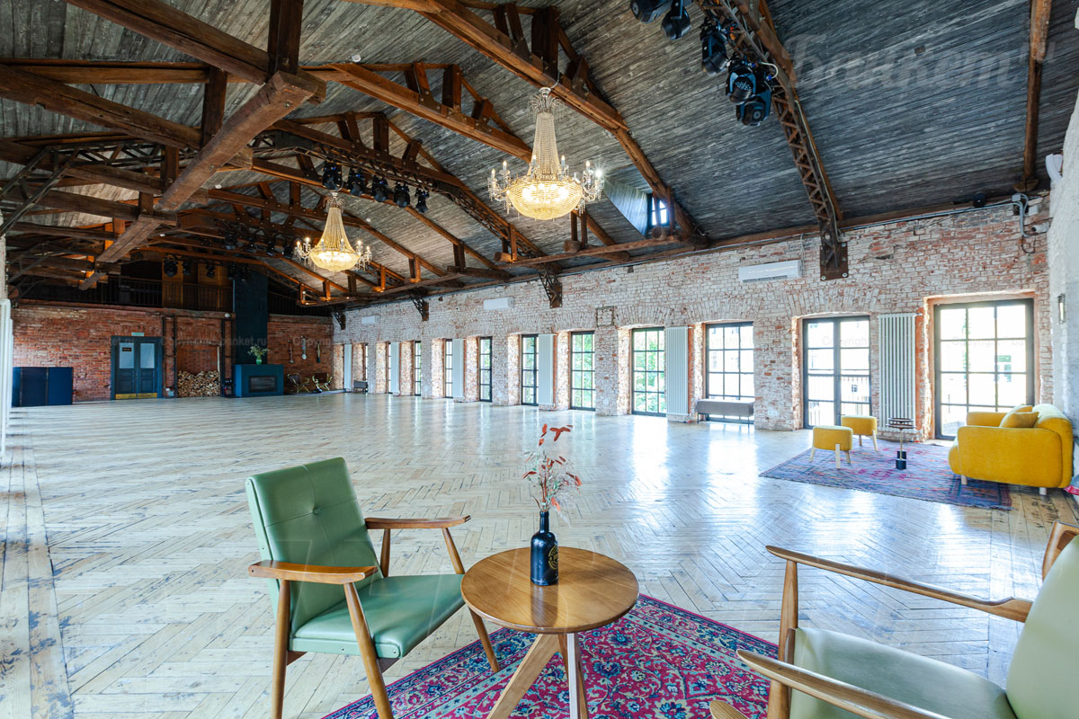 Tesla hall — фото 13