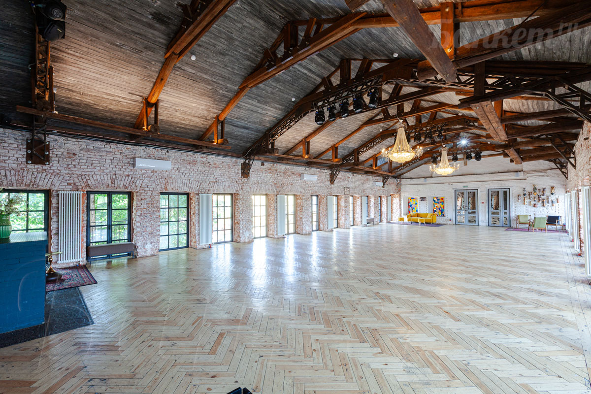 Tesla hall — фото 14