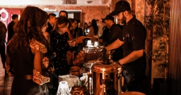 Ampere hall — интерьер зала