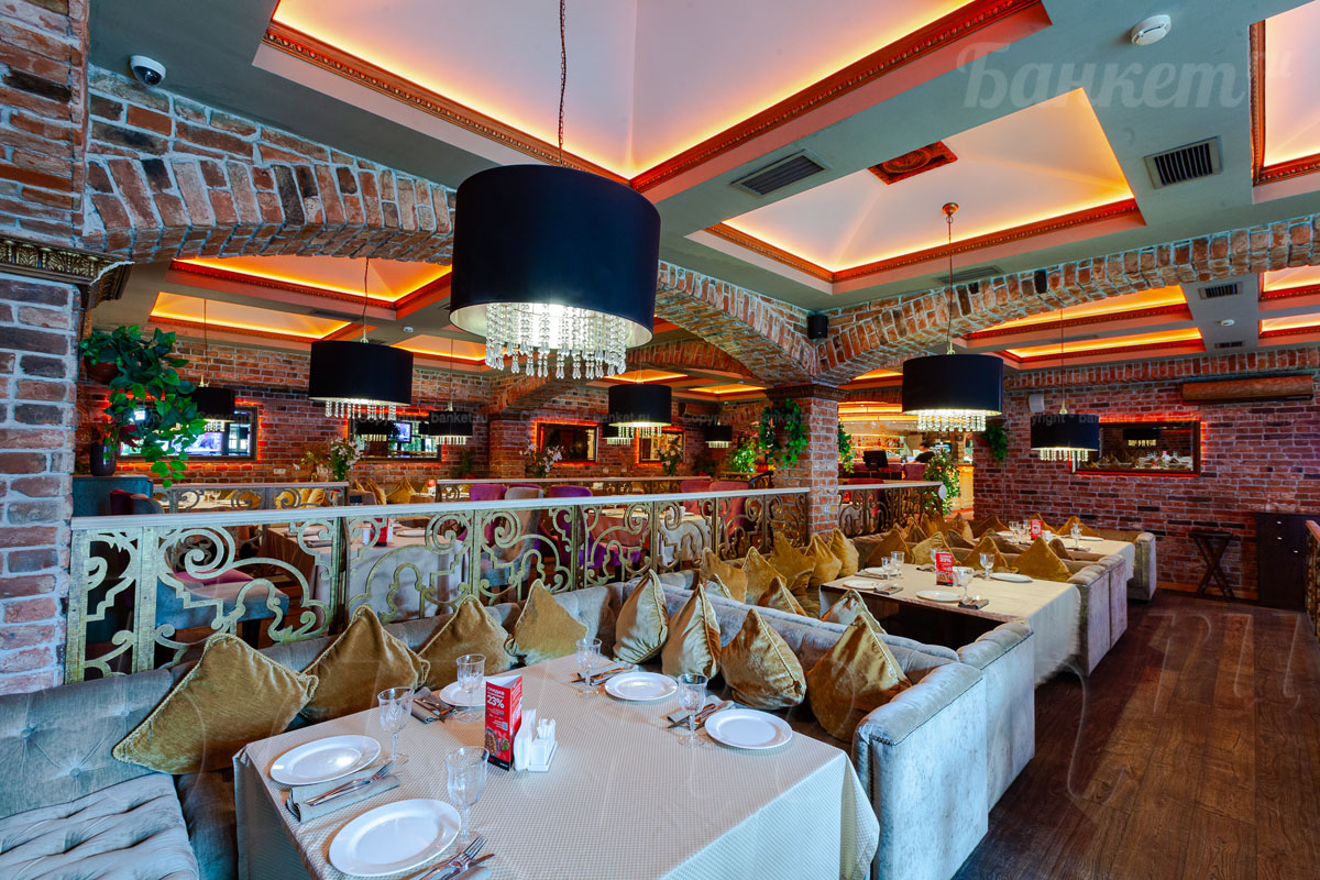 Европейский зал — Урюк на Вавилова