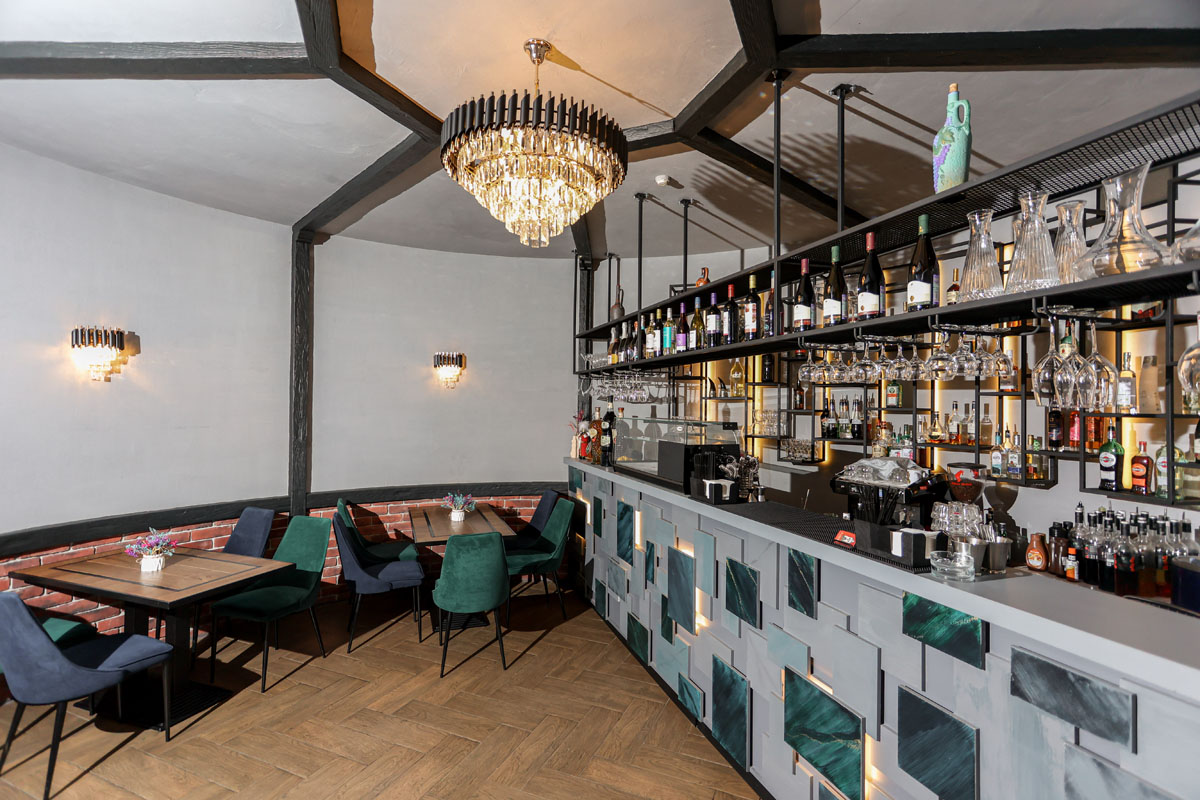 Бар — Башня