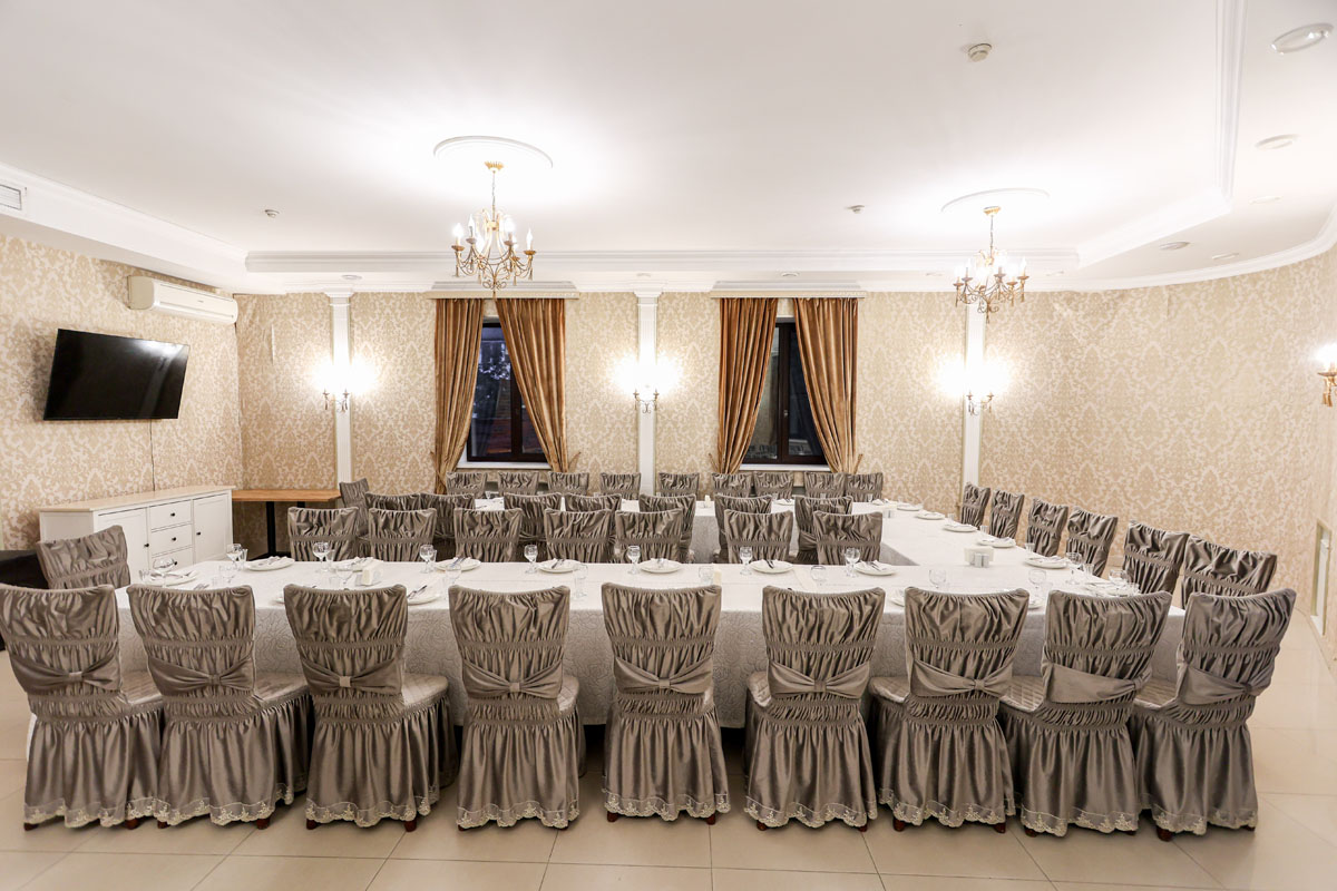 Средний зал — Башня