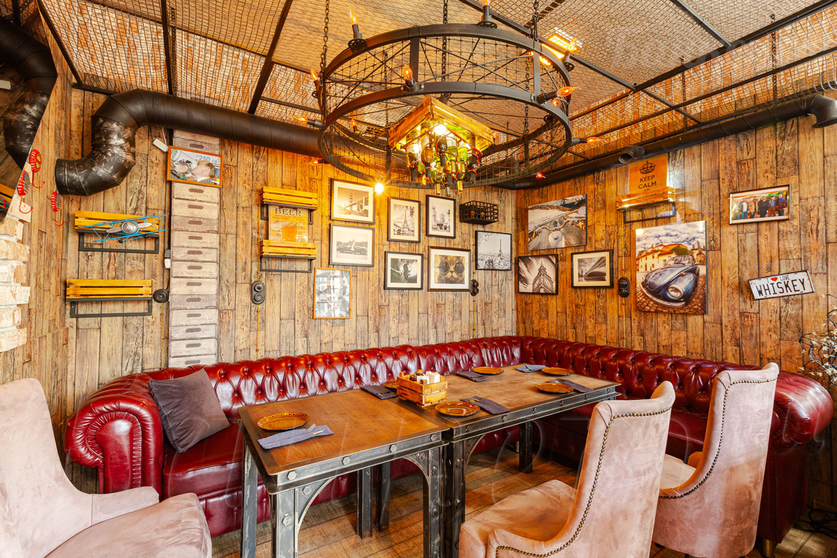 Основной зал — Амбар 13