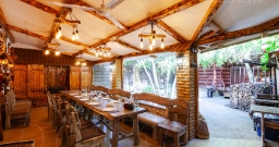 Хижина охотника (летний сезон) — подробнее о зале