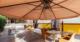 Летний (летний сезон) — интерьер зала