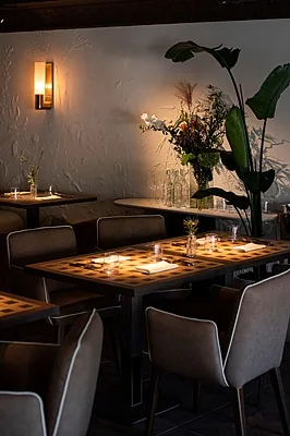 Avero mio bistro, Основной зал 2-й этаж — фото