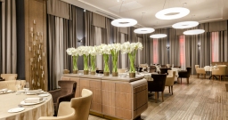 Два камина — подробнее о зале