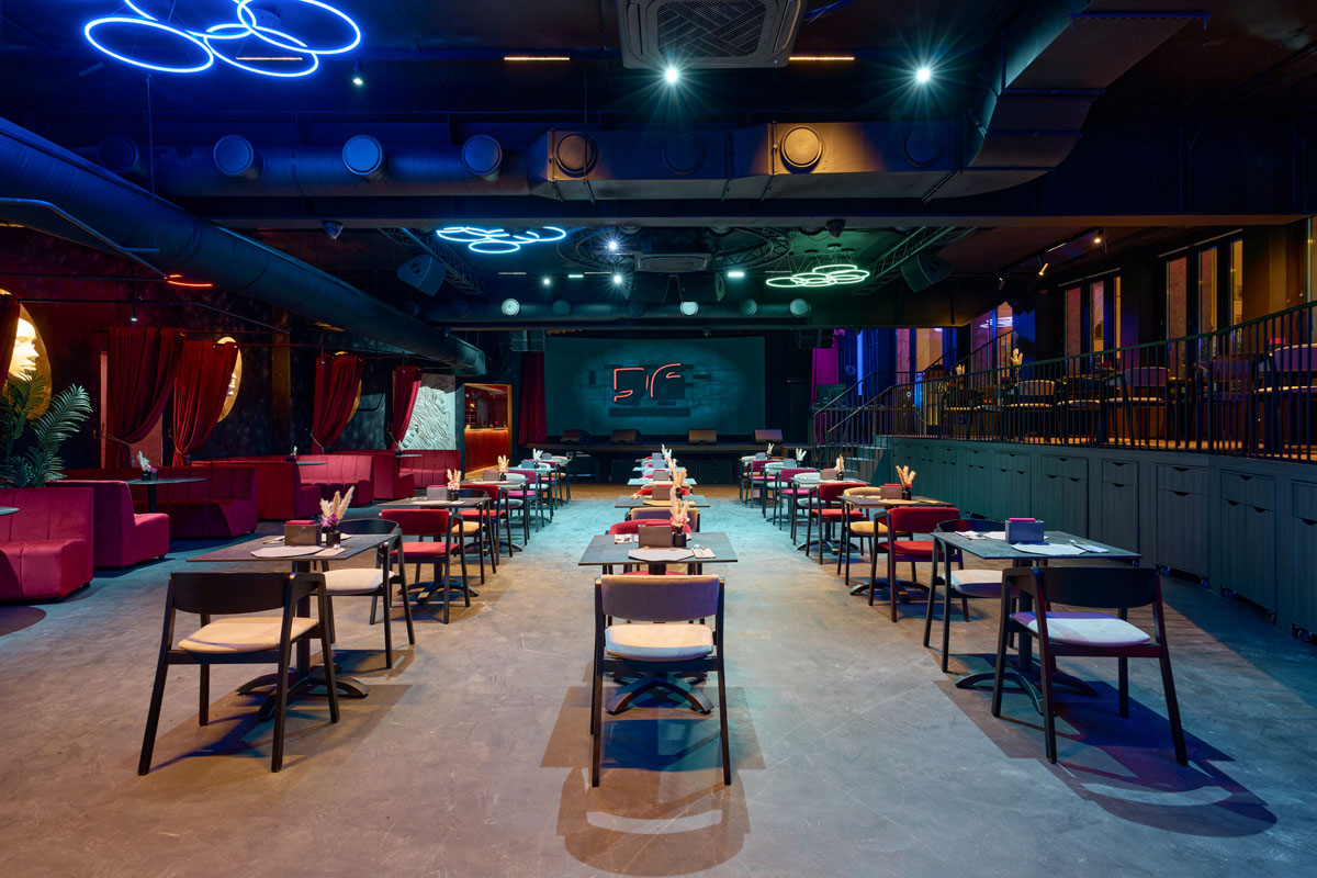 Основной зал — Гримёрка Gastro club & Karaoke bar