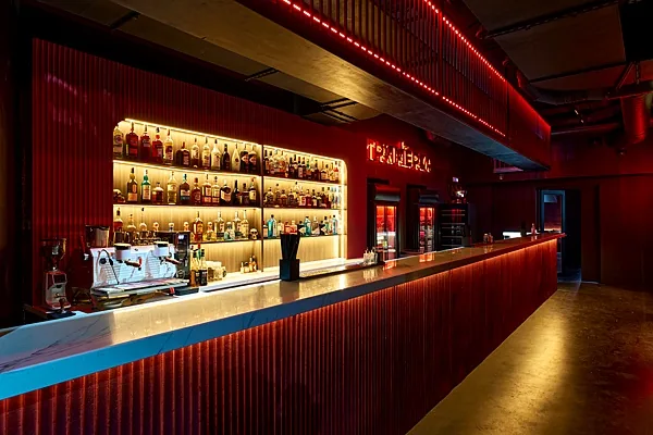 Гримерка Gastro club & Karaoke bar, Основной зал — фото