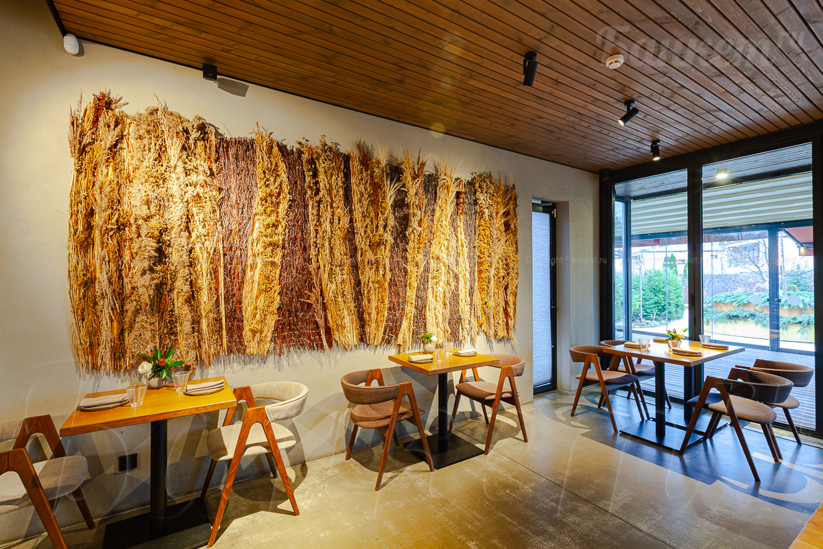 1-й этаж — Ресторан Eno Bistro