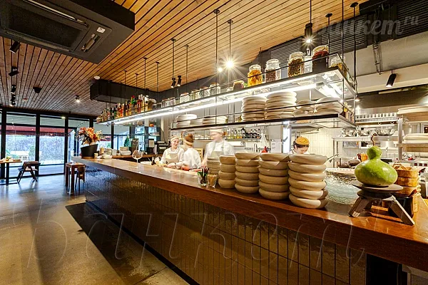 Ресторан Eno Bistro, 1-й этаж — фото