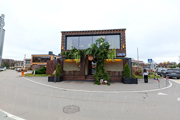 Ресторан Eno Bistro, 1-й этаж — фото