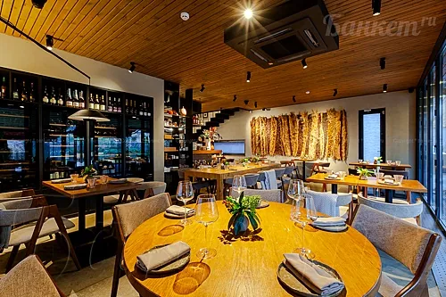 1-й этаж — Ресторан Eno Bistro
