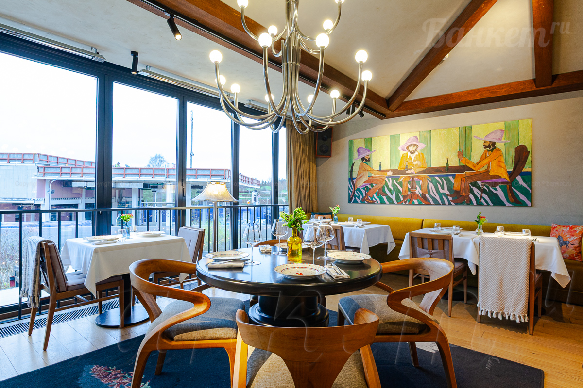 2-й этаж — Ресторан Eno Bistro