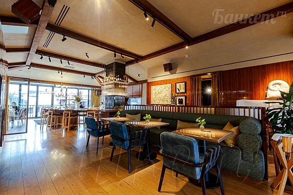 Ресторан Eno Bistro, 2-й этаж — фото