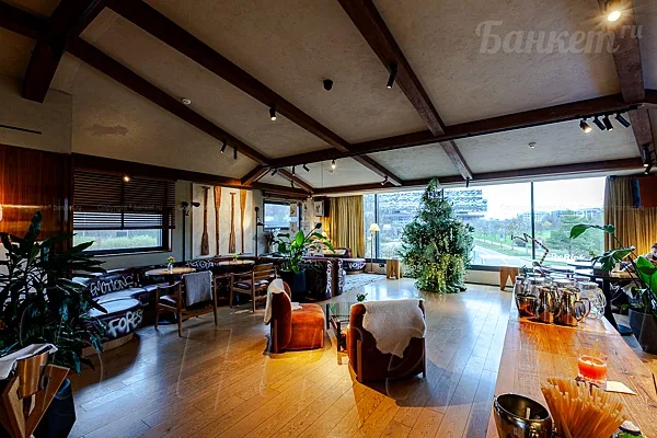 Ресторан Eno Bistro, 2-й этаж — фото
