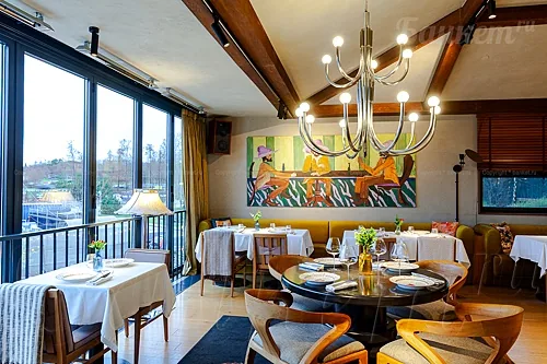 2-й этаж — Ресторан Eno Bistro, Москва