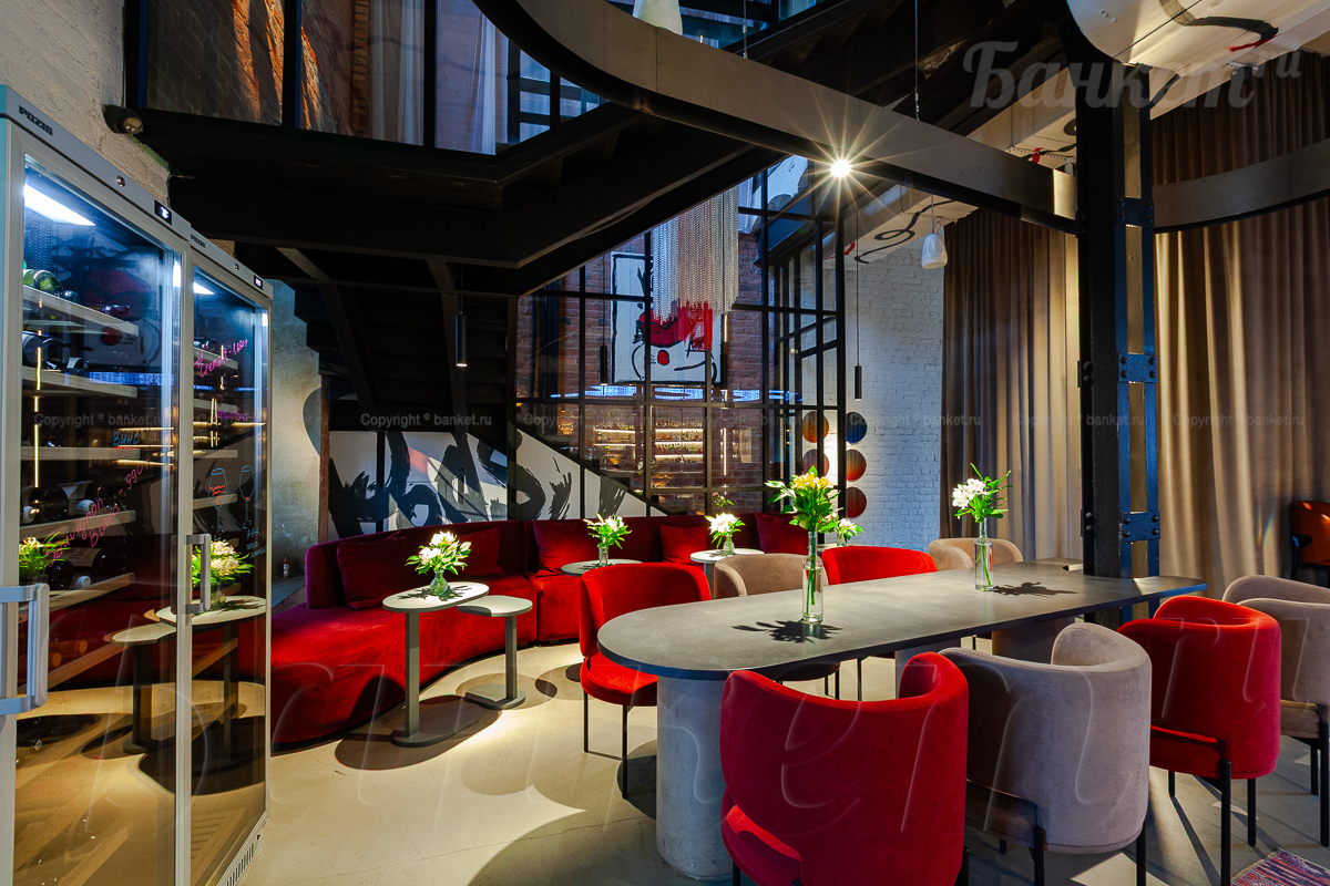 Винный зал — банкетный зал Ресторан Pods, фото