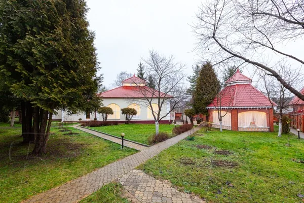 Дом у озера