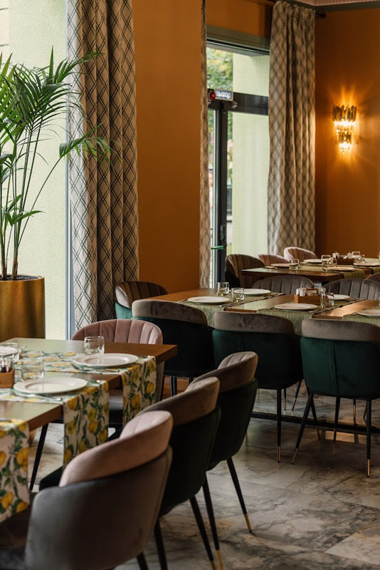 Основной зал (2-й зал) — Valentino