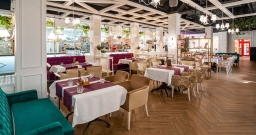 Основной зал