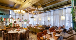 Основной зал