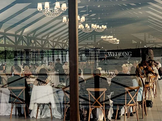 Мечты river club, Основной зал — фото