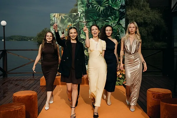 Мечты river club, Основной зал — фото
