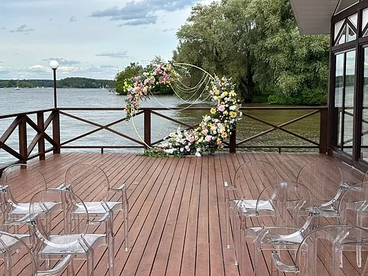 Мечты river club, Основной зал — фото
