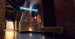 Караоке с балконом