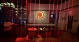 Основной зал