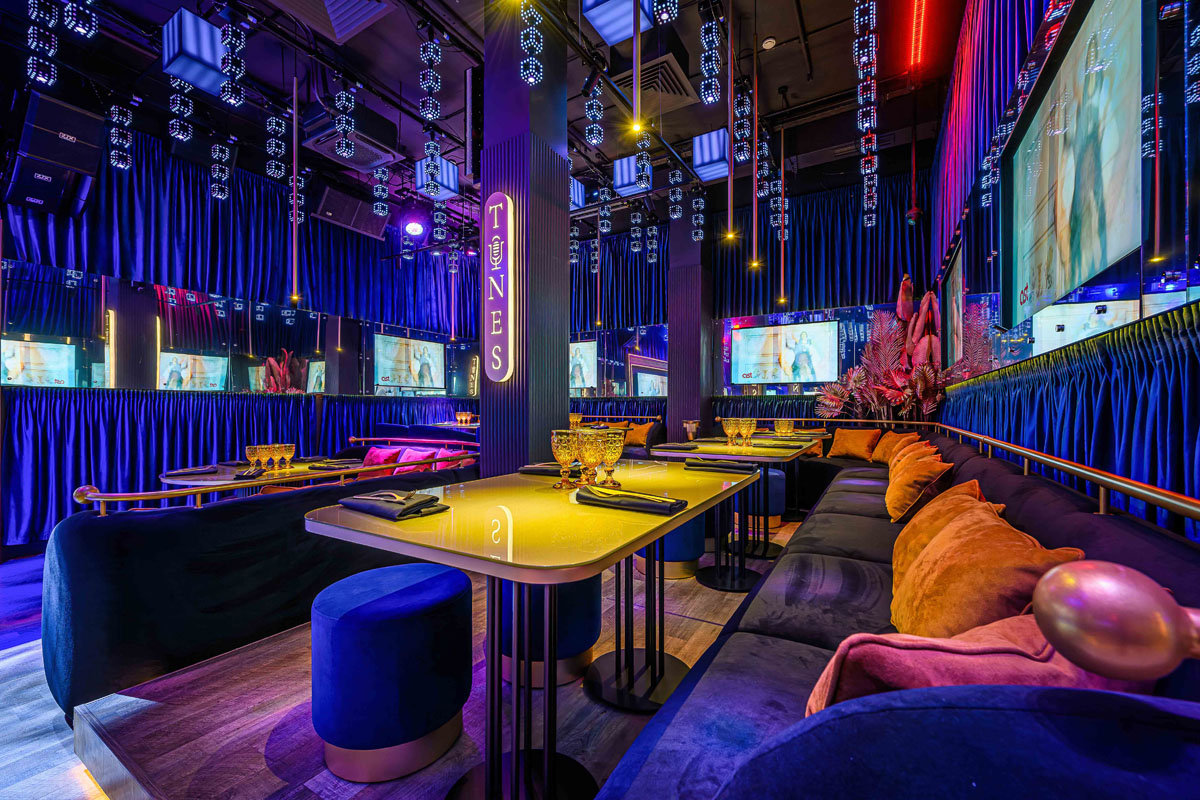 Караоке зал