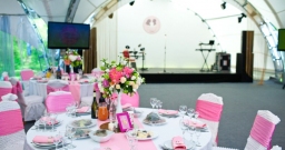 Большой шатер — интерьер зала