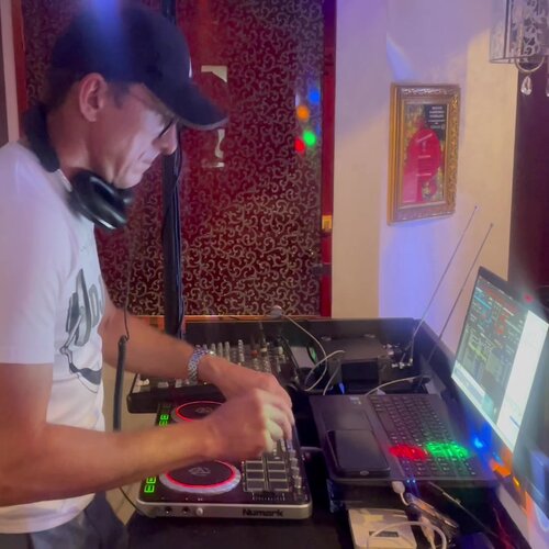 Club Le Chateau — Club Le Chateau