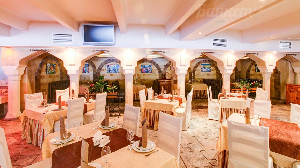 Основной зал — Ресторан Баку