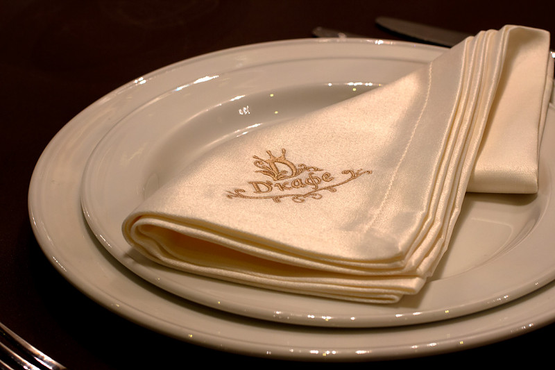 Зал №1 — D'кафе