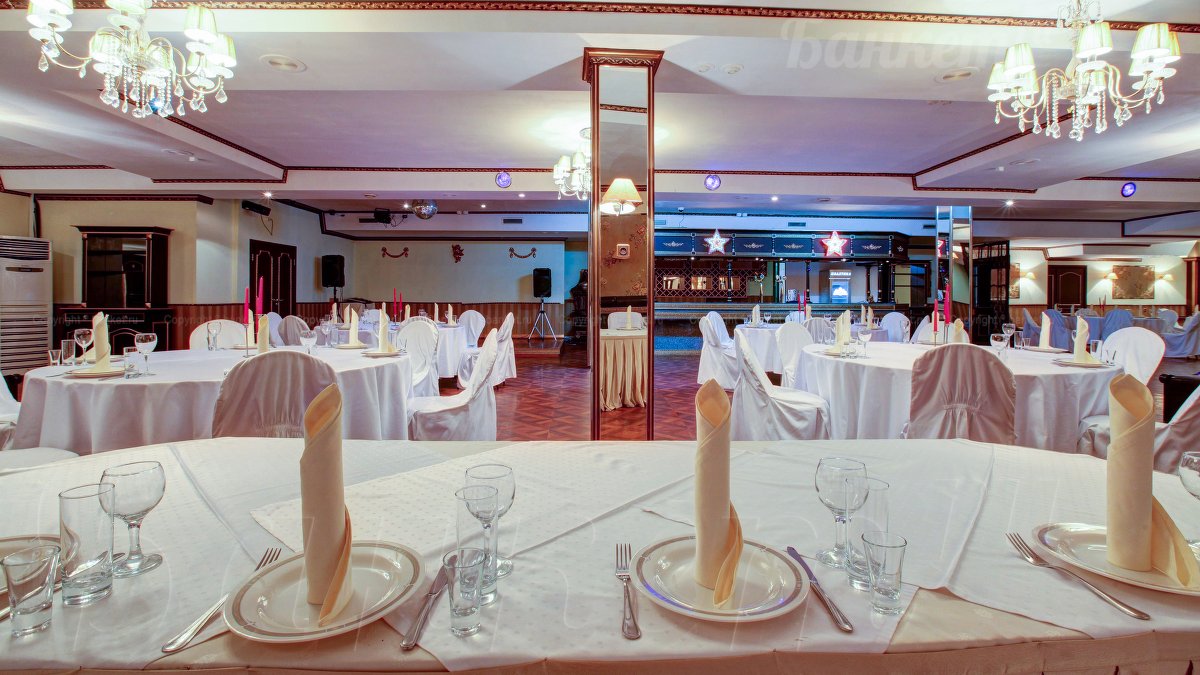 1-	Уровень. Ресторан «ЕВРОПА» — Развлекательный комплекс Фэнтази Парк