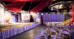 4-й уровень — интерьер зала