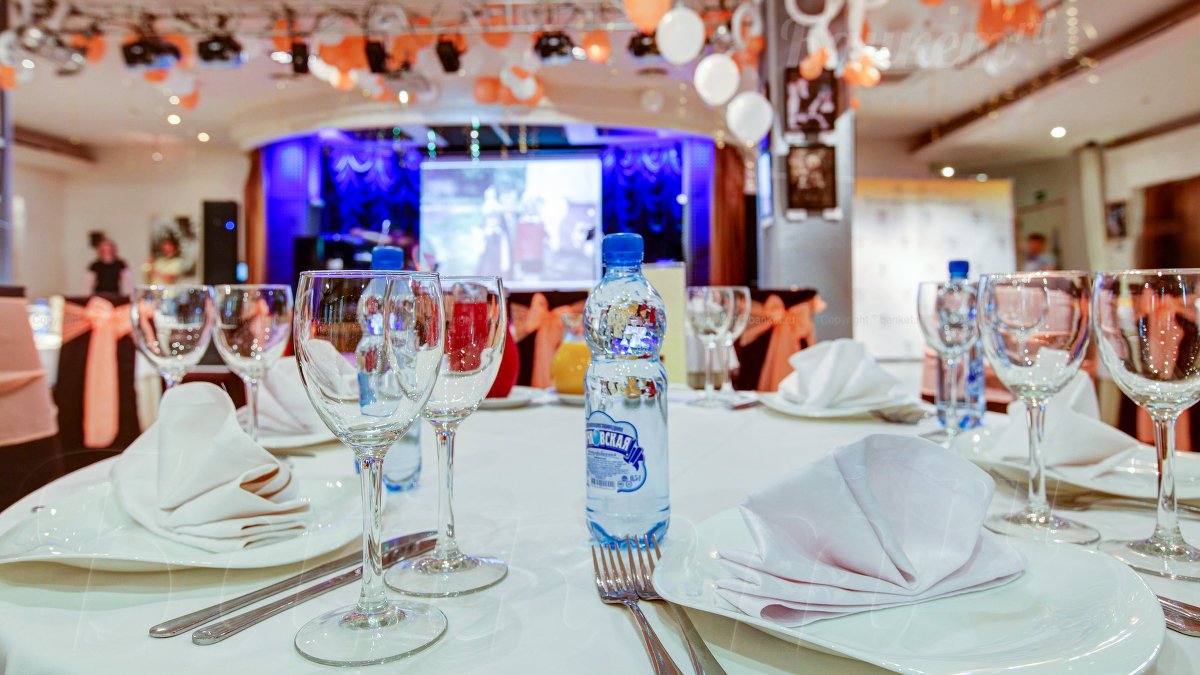 Большой банкетный зал Большой банкетный зал — фото 14