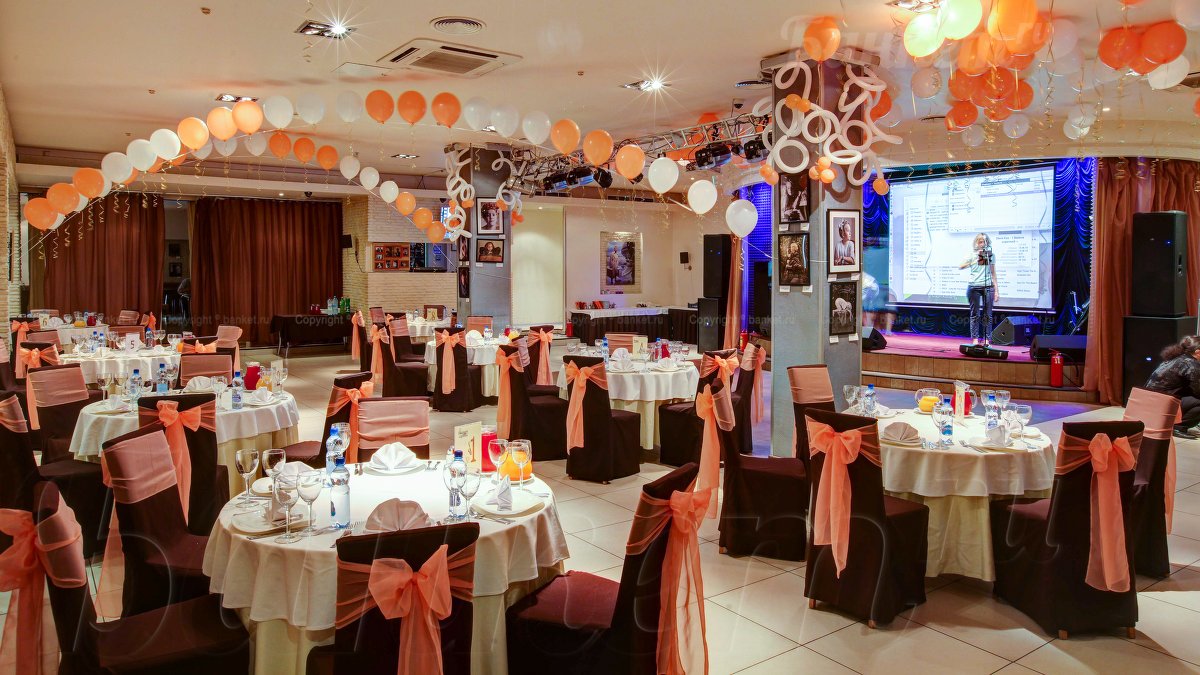 Большой банкетный зал Большой банкетный зал — фото 18