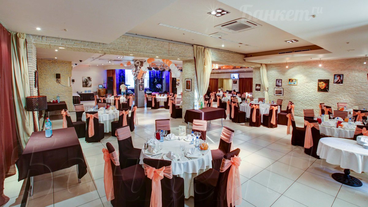 Большой банкетный зал Большой банкетный зал — фото 20