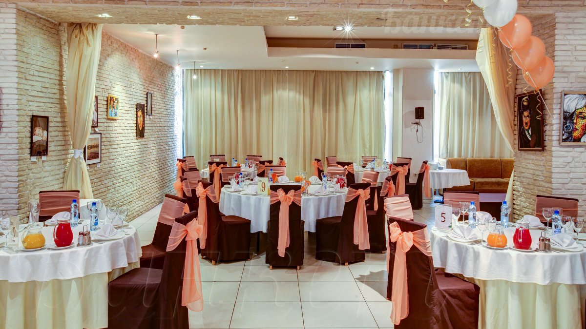 Большой банкетный зал Большой банкетный зал — фото 29