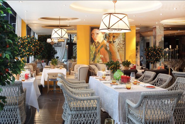 Белый зал — интерьер зала